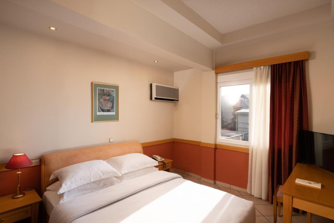 Hotel Ntinas Tríkala Esterno foto