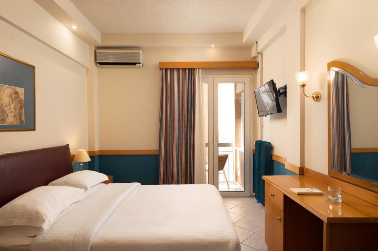Hotel Ntinas Tríkala Esterno foto