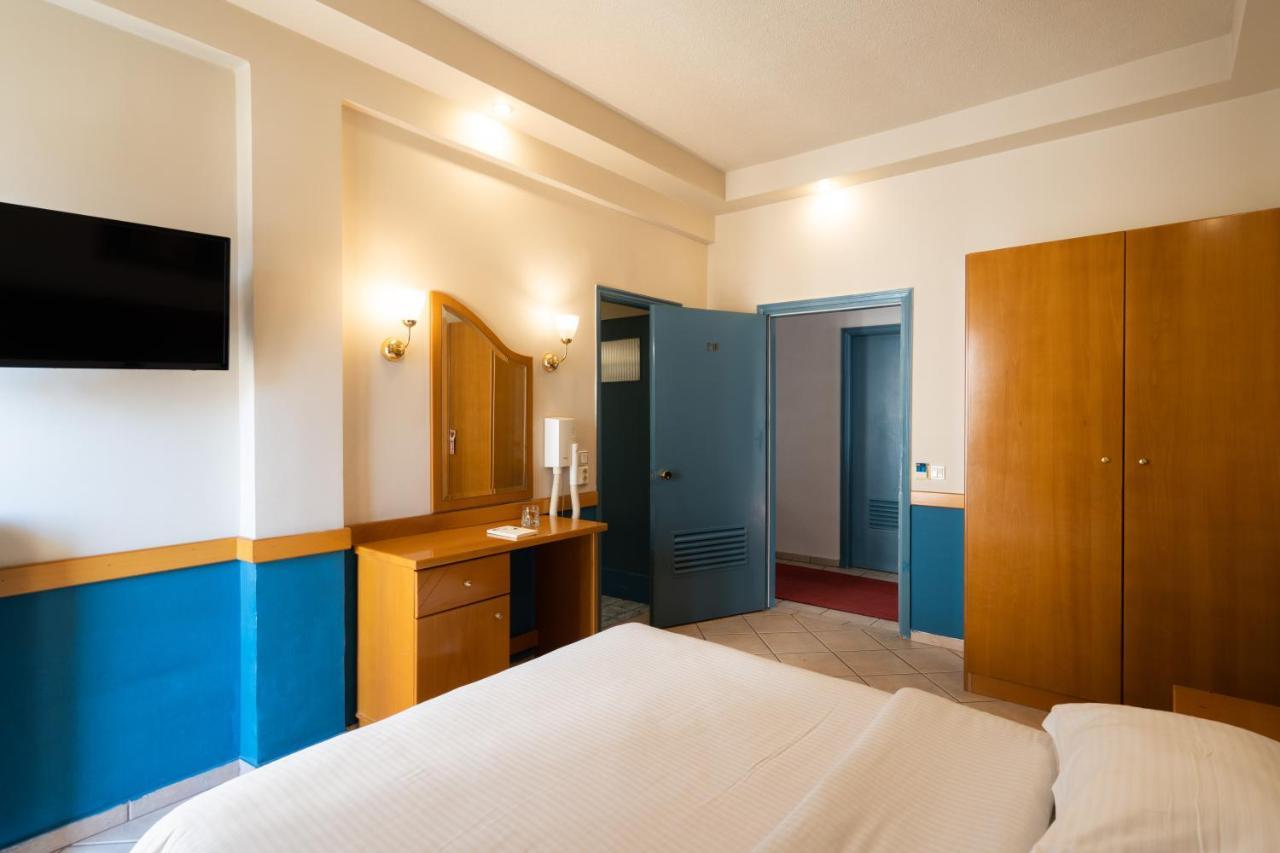 Hotel Ntinas Tríkala Esterno foto